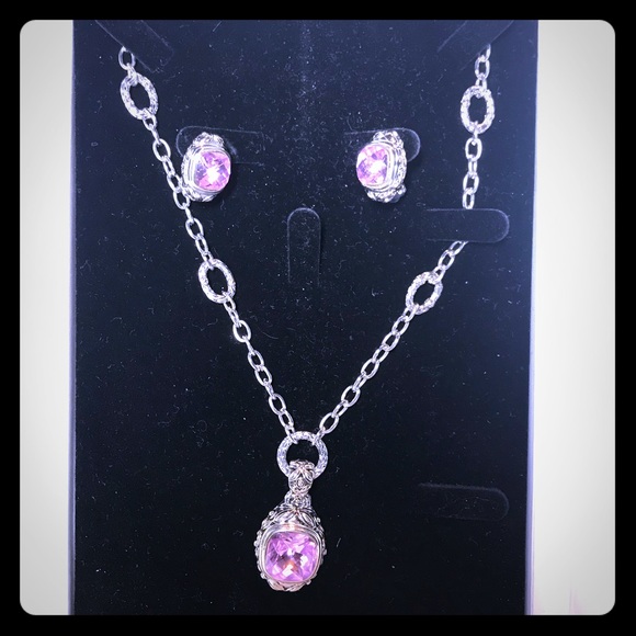 🦄 Gorgeous Unique Necklace Set 🦄 - Picture 2 of 5